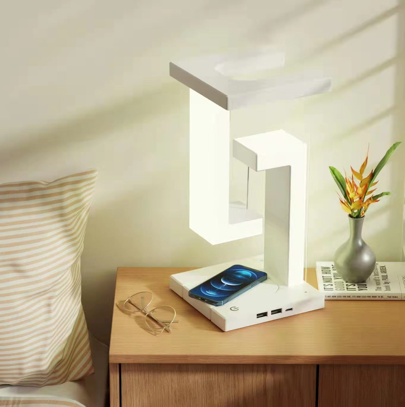 Wireless Charging Balance Lamp – Floating Suspension Smart Table Lamp for Home & Bedroom